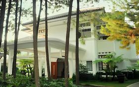 Bumi Bandhawa Hotel